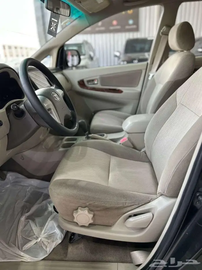 تويوتا انوفا 2013 14