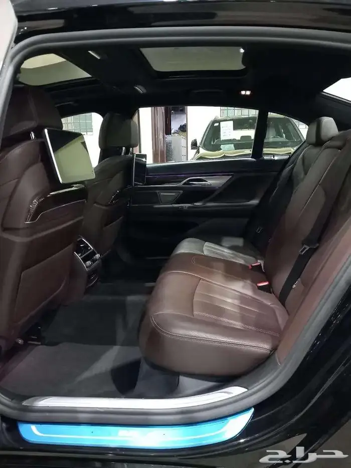 بي ام دبليو 730 _2021 فل كامل سعودي 16