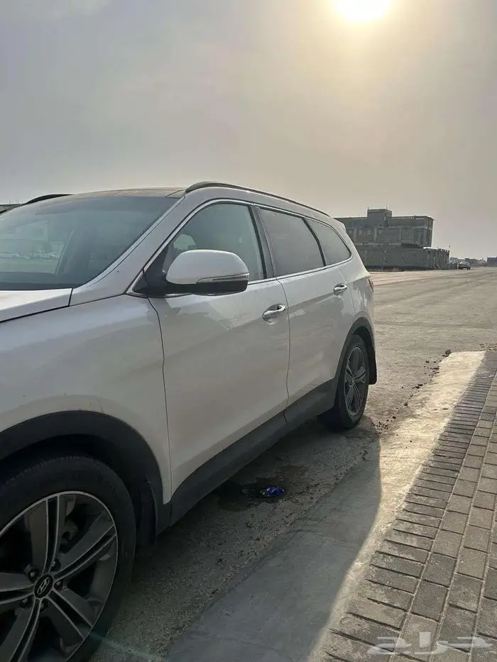 هيونداي جراند سنتافيه 2016 3