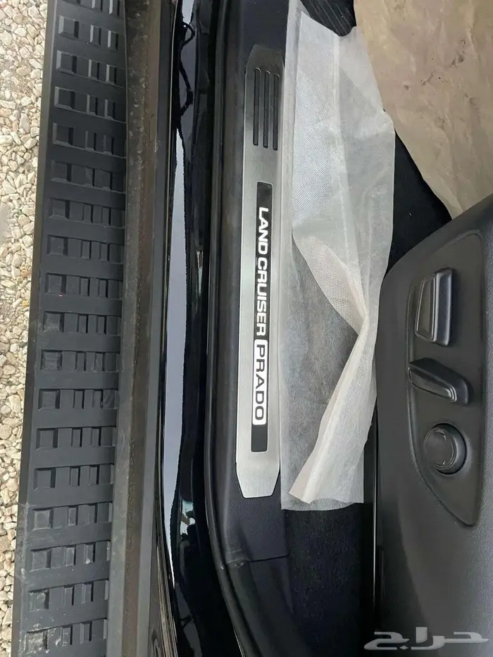 تويوتا برادو TXL3 بنزين 2025 - اسود 17