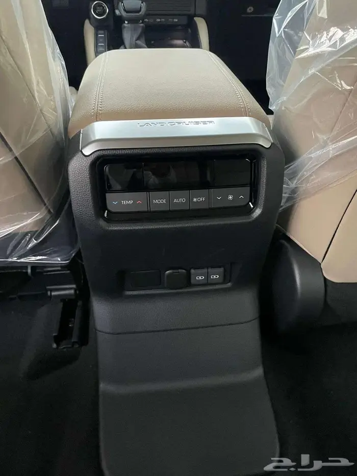 تويوتا برادو TXL3 بنزين 2025 - اسود 18