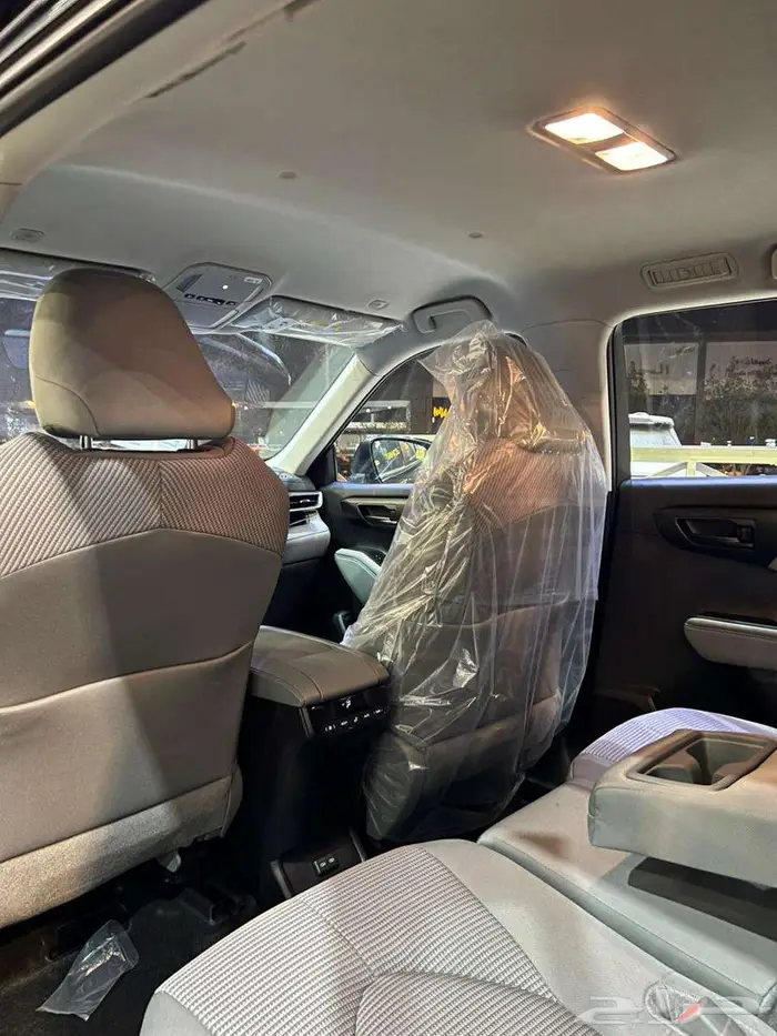 تويوتا هايلاندر LE ستاندر بدون دبل 2025 5