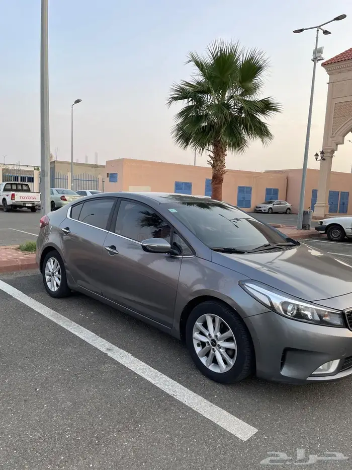 كيا سيراتو ديزل 2017 1