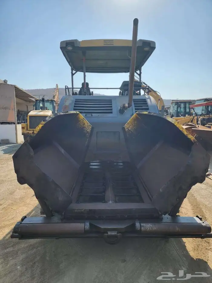 فرادة اسفلت دينباك موديل 2014 شغال 4200 ساعه 3