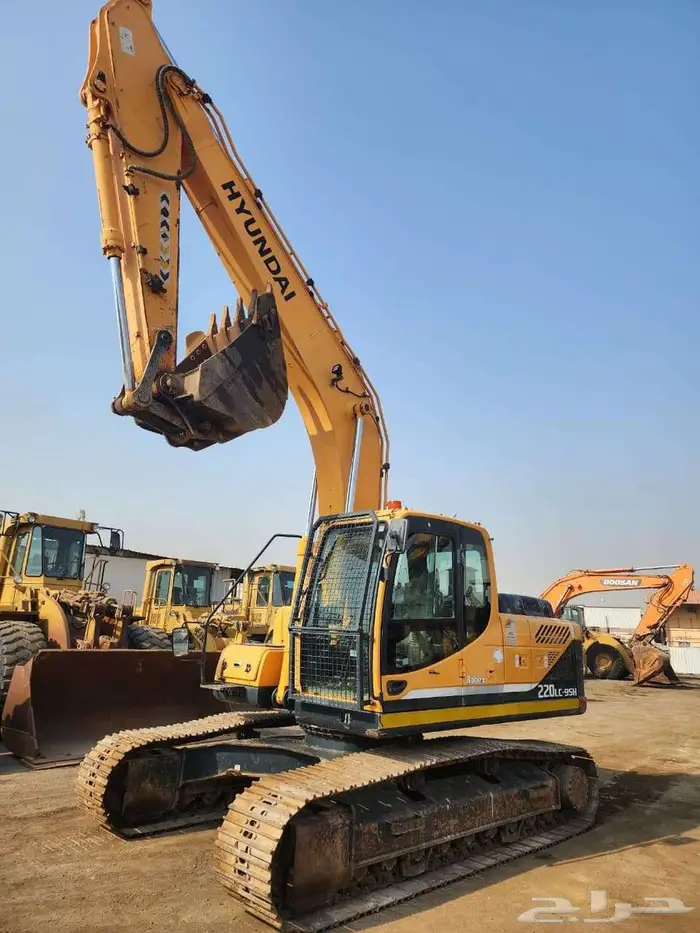 بوكلين هونداى 9-220 موديل 2014 معرض رواد 1