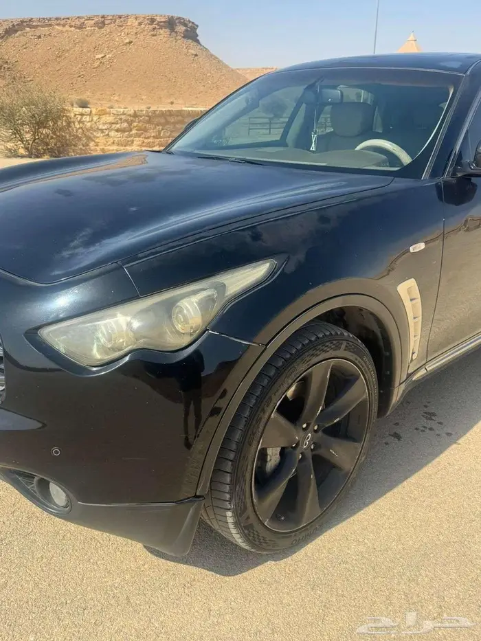 للبيع انفنتي FX50s 2011 3