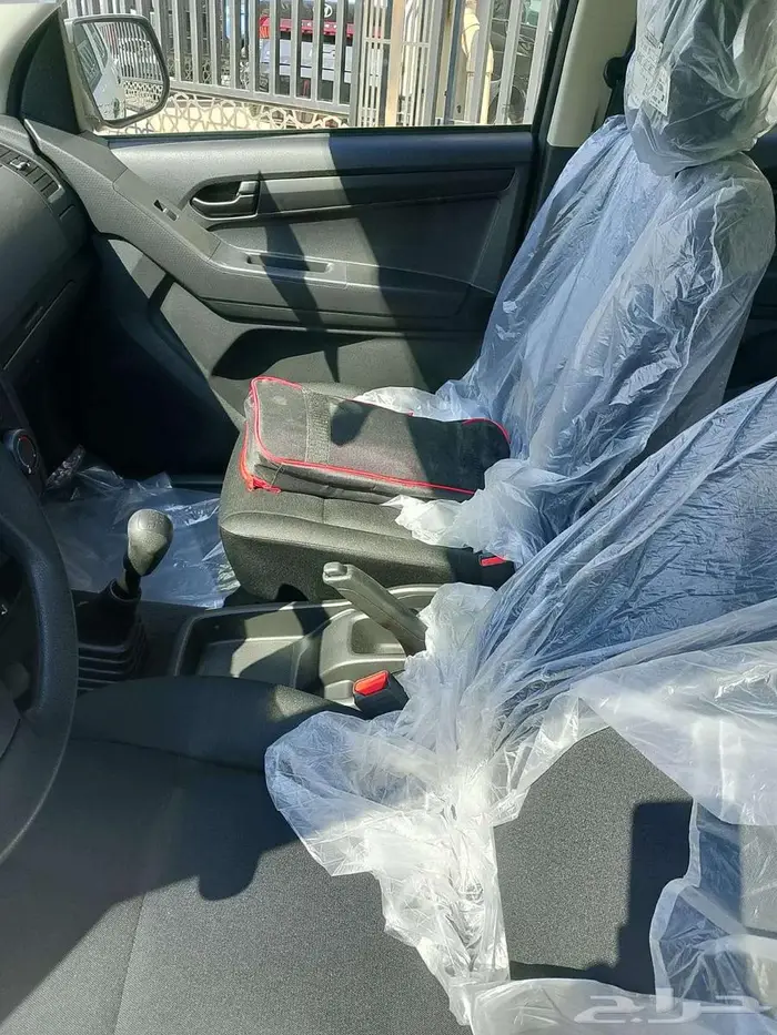 ايسوزو غمارتين ستاندر زجاج كهربائي موديل 2026 6