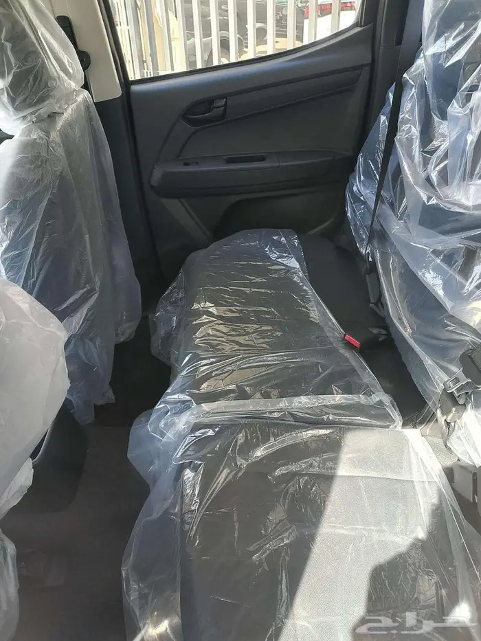 ايسوزو غمارتين ستاندر زجاج كهربائي موديل 2026 5