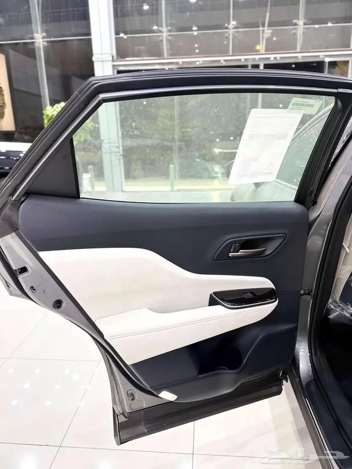 تويوتا كراون ( بريستيج ) موديل 2026 أقل الأسعار 22