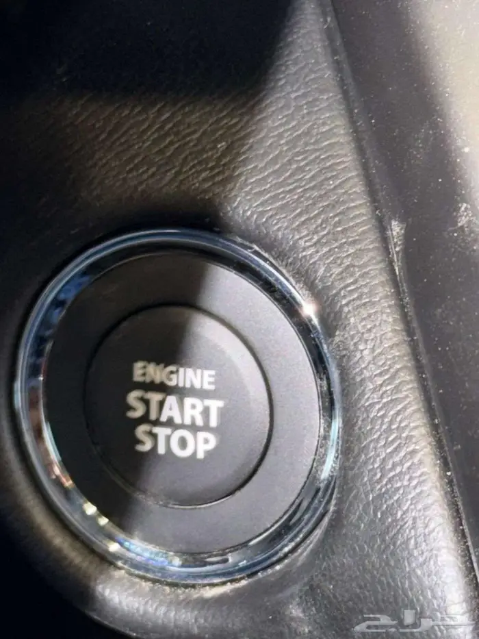 اوربان فل ابيض سقف اسود بنزين 2026 14