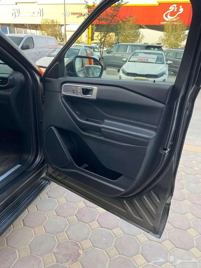 فورد اكسبلور 4 كاميرات 2020 مستورد . 18