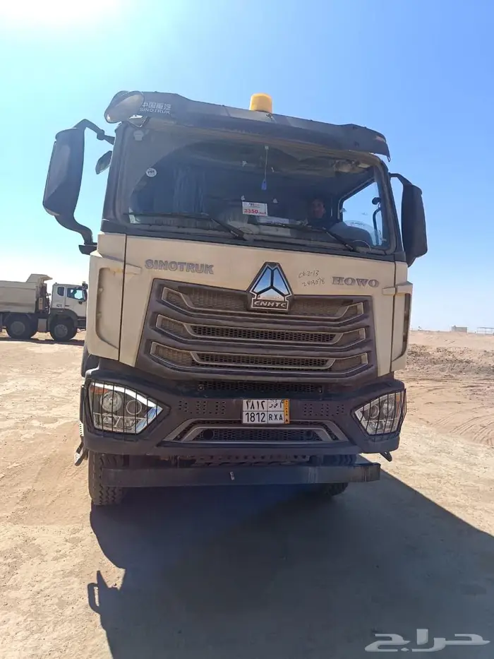 للبيع عدد 60قلاب 8 4 موديل 2024 0