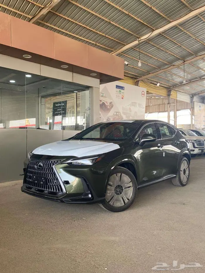 لكزس NX 350h 2025 (عماني )لون زيتي هايبرد الفريدي 0