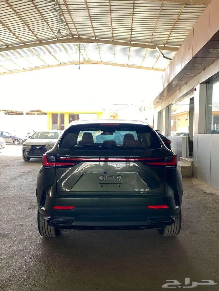 لكزس NX 350h 2025 (عماني )لون زيتي هايبرد الفريدي 2