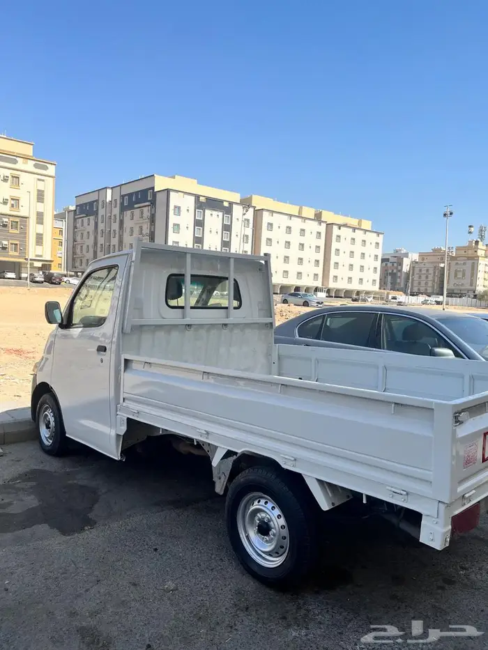 دباب ديهاتسو 2015 للايجار الشهري 3