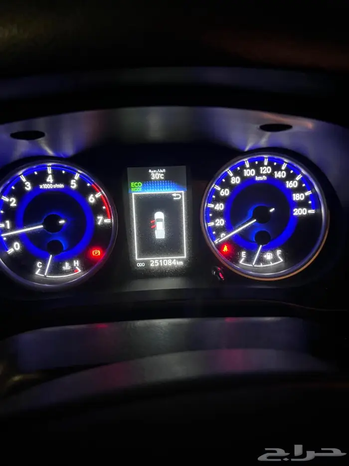 هايلوكس بنزين دبل فل 2016 0