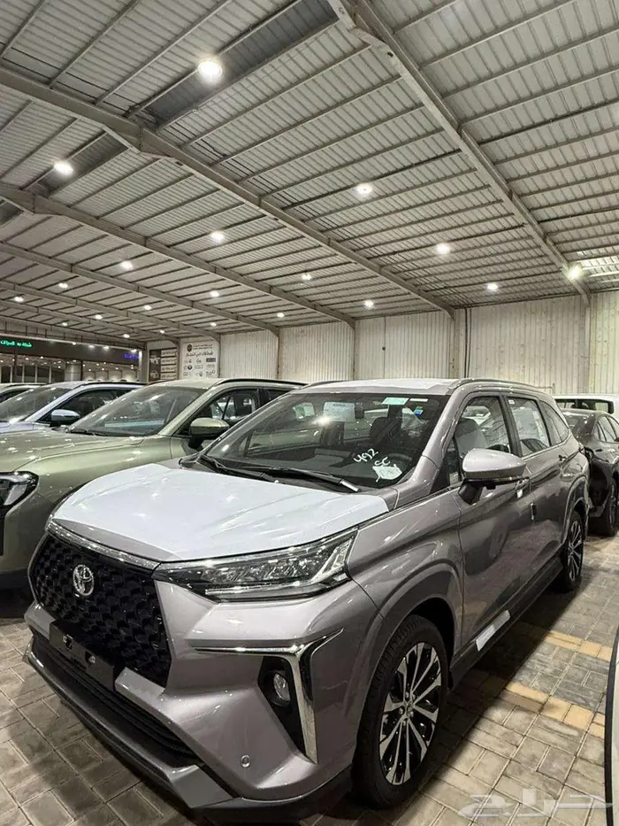 تويوتا فيلوز GLX 8