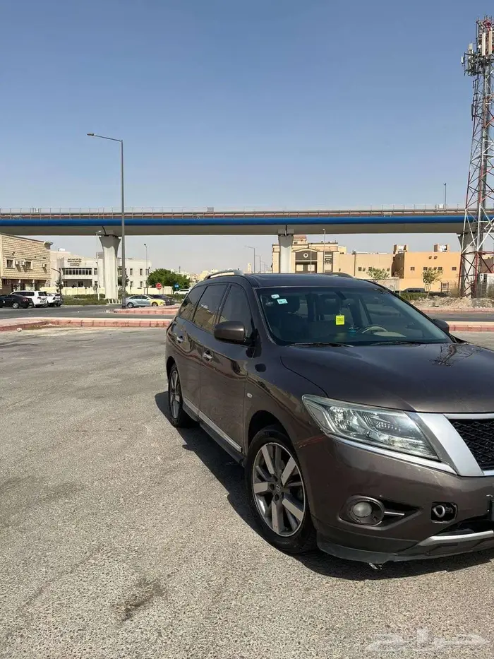 للبيع نيسان باثفايندر SV موديل 2016 بحالة ممتازة 4