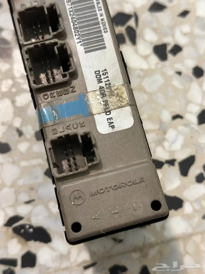 مجموعة ازرار باب السائق يوكن وتاهو 2003-2006 اصلية وكالة 4