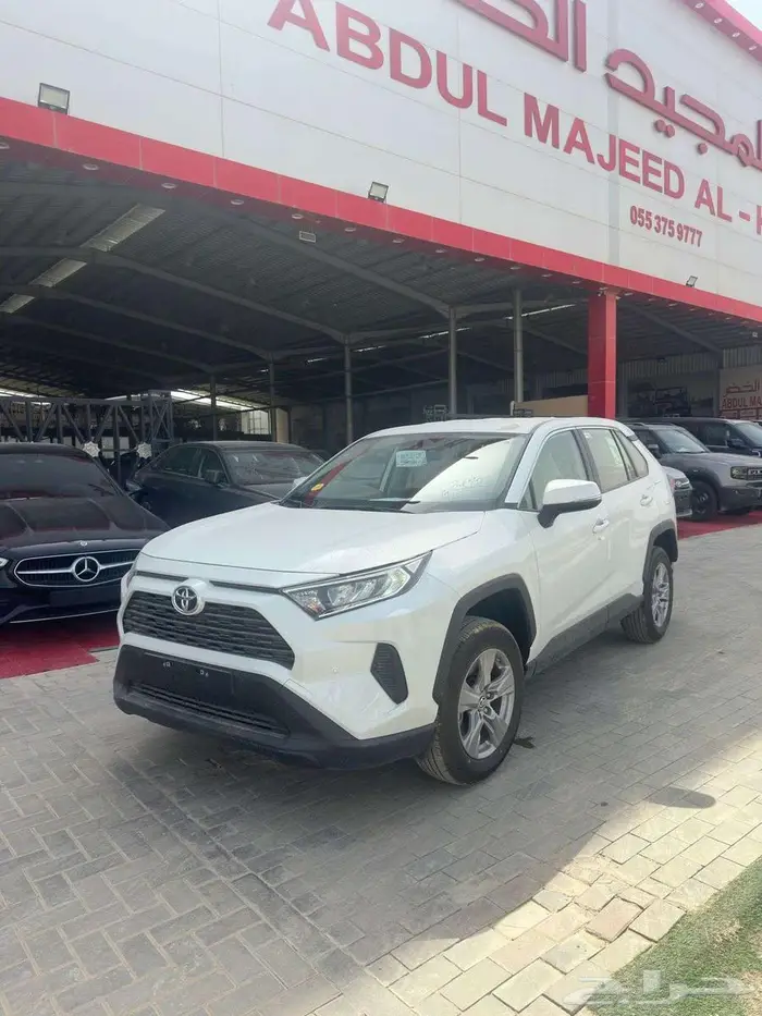 تويوتا راف فور 2025 دبل لدى الخضر للسيارات 1