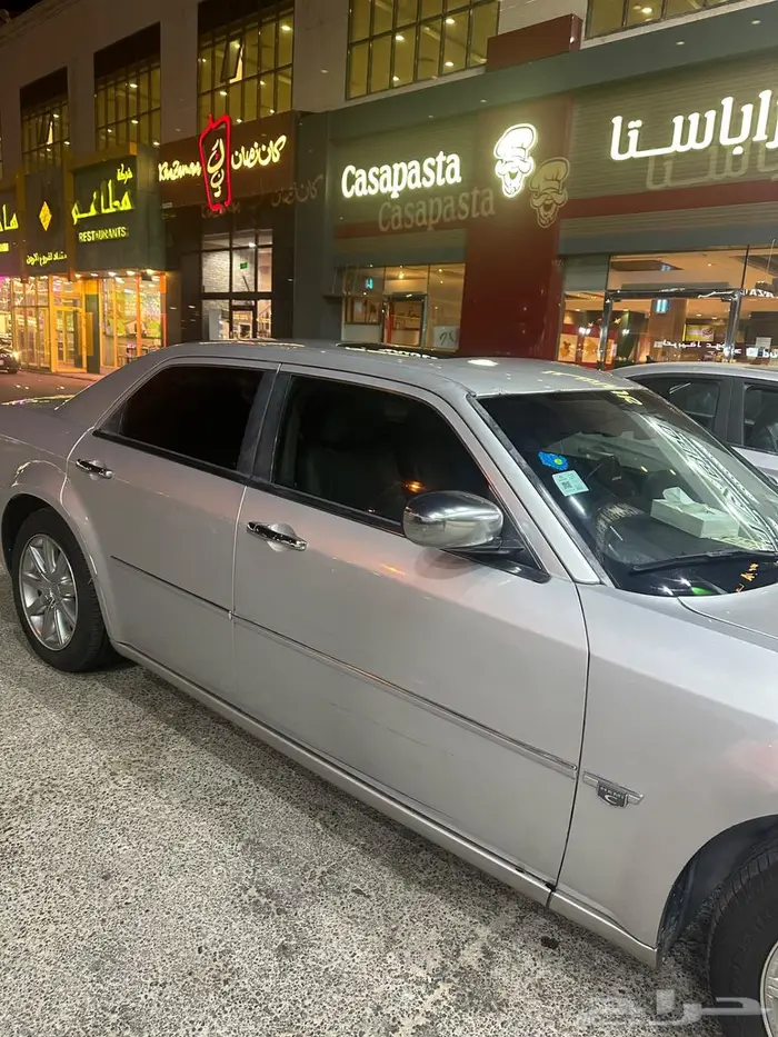 كرايسلر هيمي 300 سي 2007 9