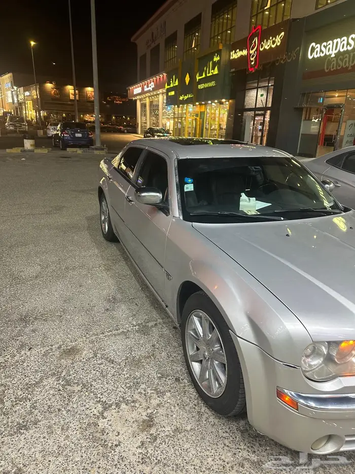 كرايسلر هيمي 300 سي 2007 10