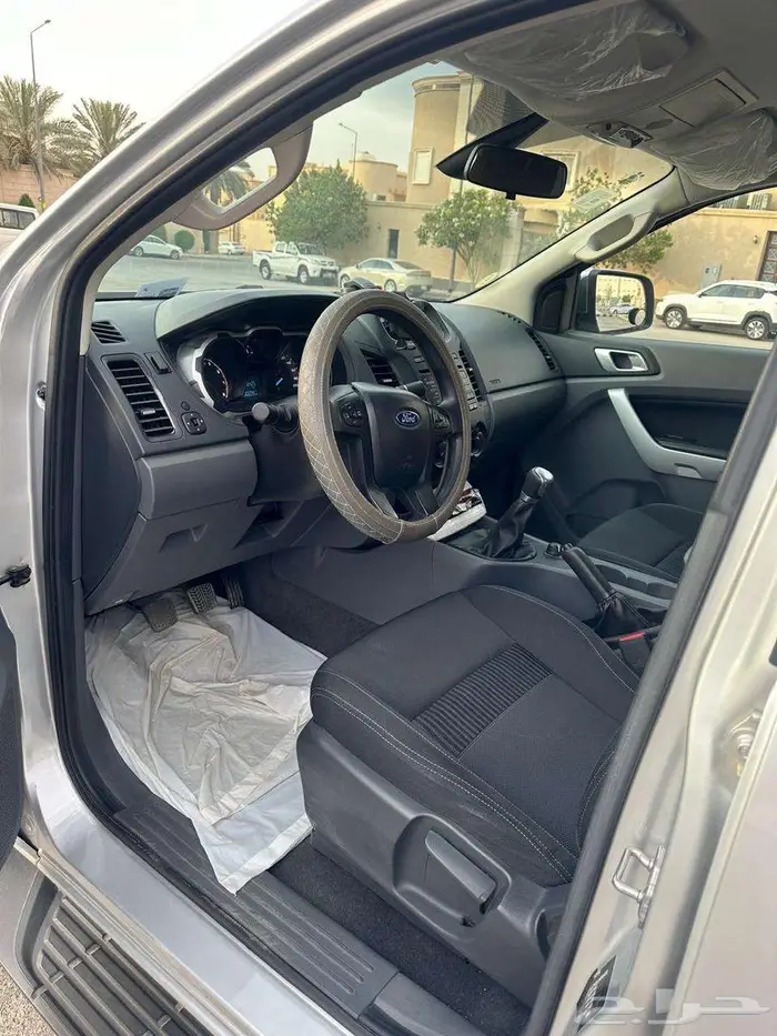 للبيع فورد رينجر دبل قير عادي مخزن ماشي 70 الف 4