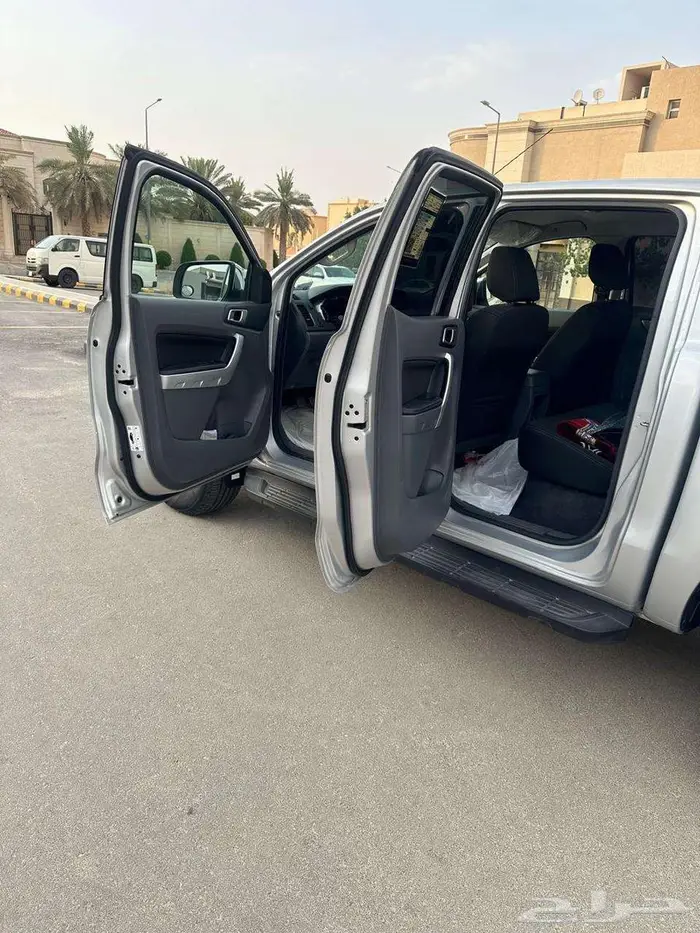 للبيع فورد رينجر دبل قير عادي مخزن ماشي 70 الف 8