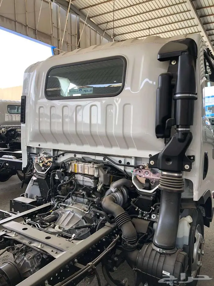 ايسوزو دينا 5 طن شاس 4.95 موديل 2025 1