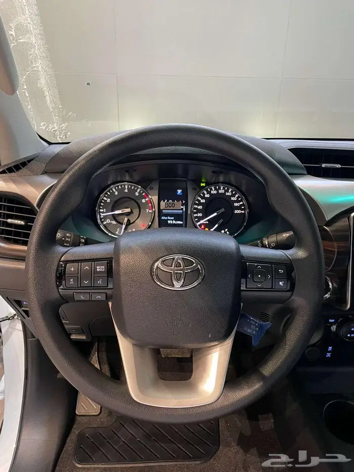 تويوتا هايلوكس غمارتين V6 بنزين خليجي 2025 اقساط اقل فوائد 5