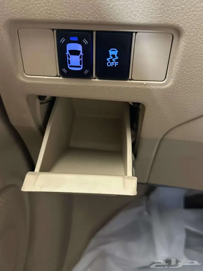 تويوتا يارس 2021 12