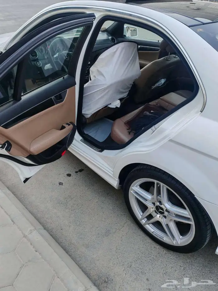 مارسيدس c200 2013 3