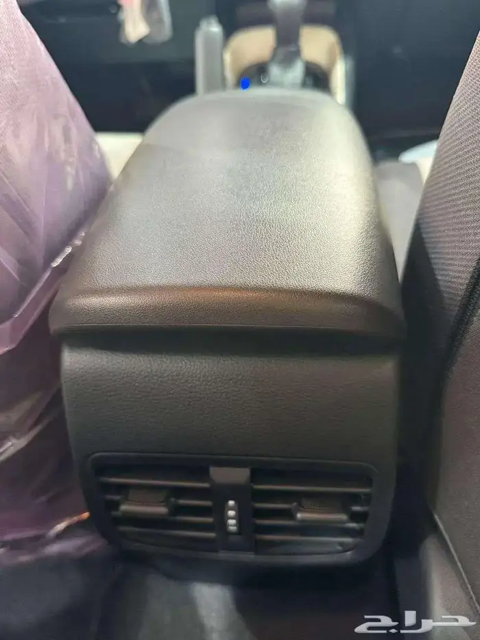 تويوتا كورولا ستاندر 1.6 بريمي 2025 20