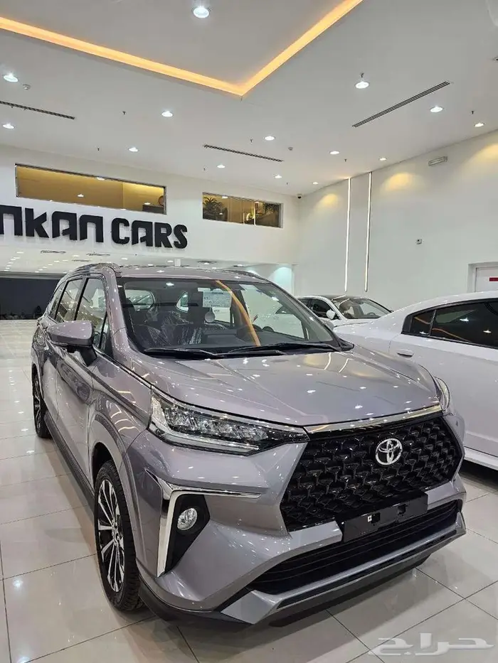 تويوتا فيلوز 2024 رصاصى جديد 0