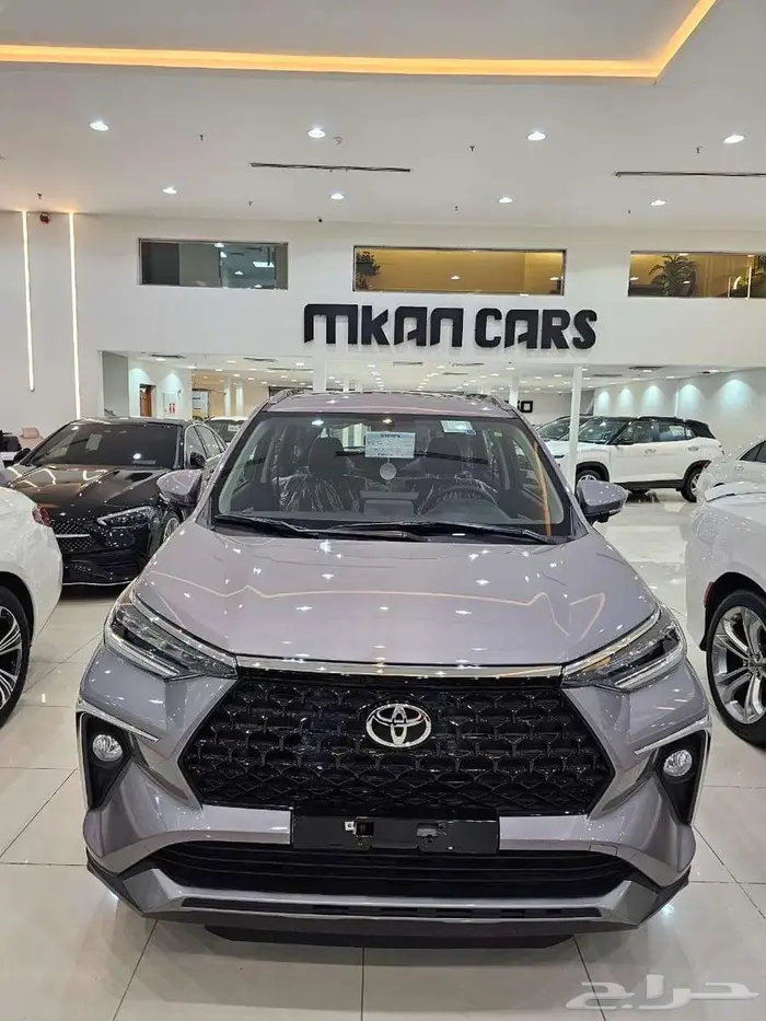 تويوتا فيلوز 2024 رصاصى جديد 5