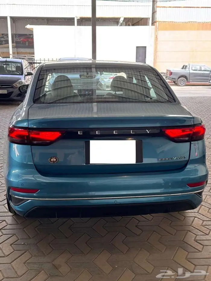 جيلي امجراند 2023 3