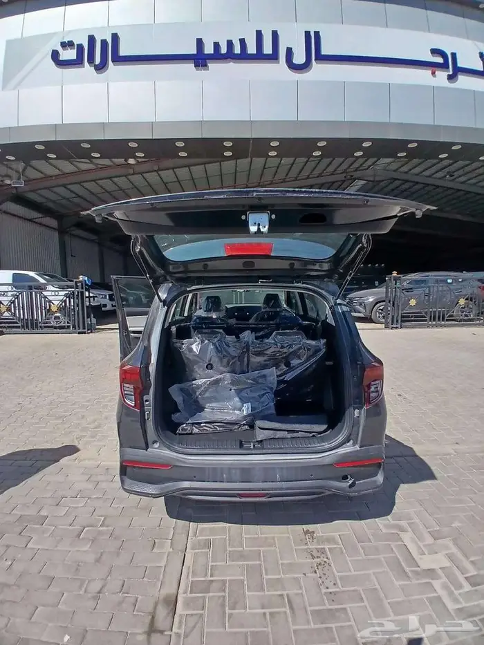 كيا كارينز موديل 2025 10