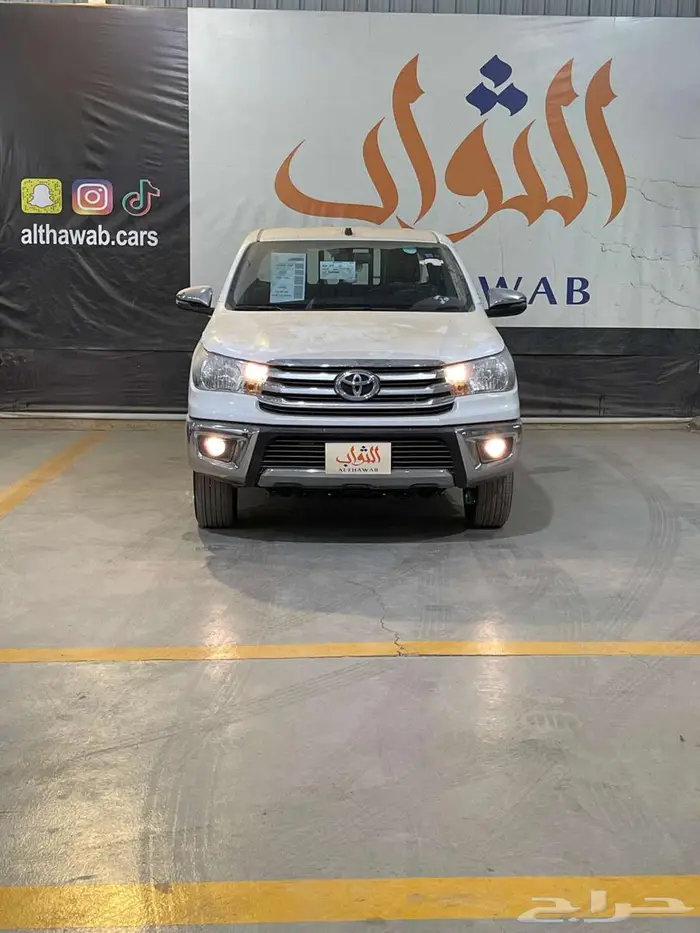 هايلكس غمارتين بدون دبل 2025 بنزين GLX2 متوفر لدي الثواب 1