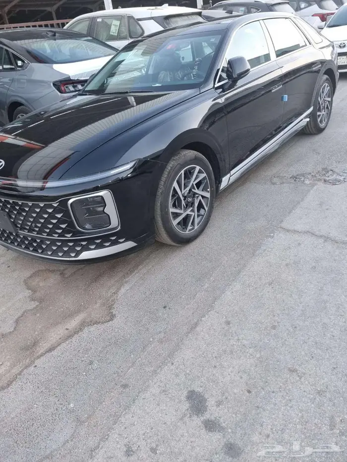 هيونداى ازيرا كلاسيك 2026 1