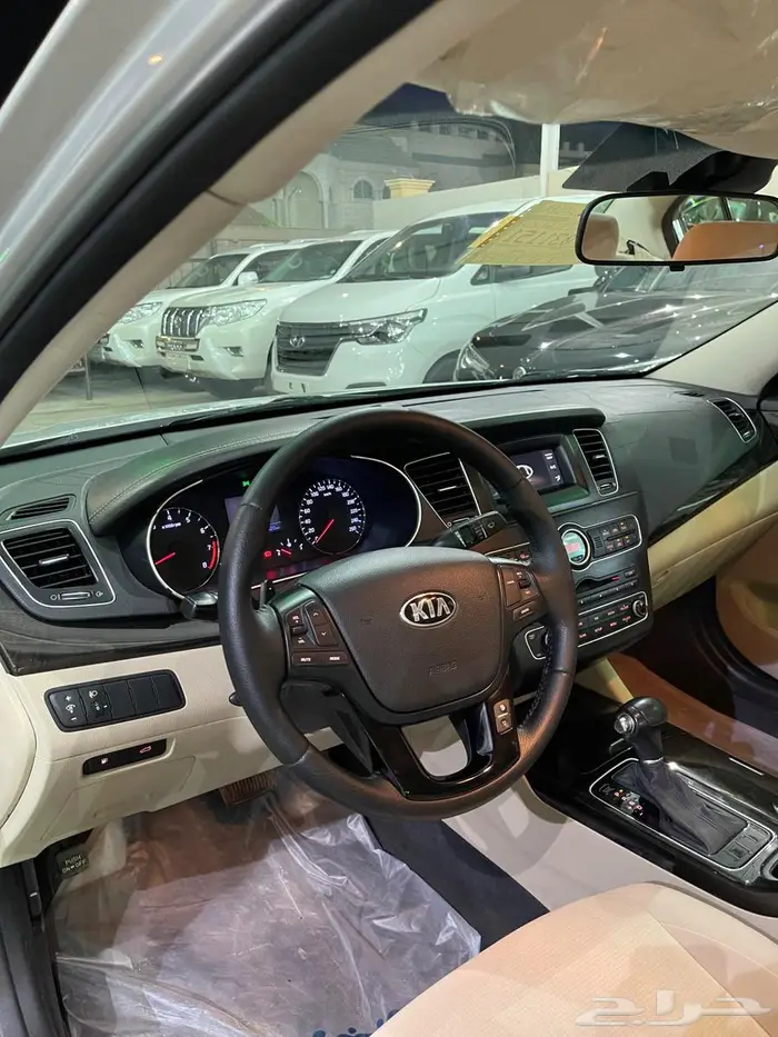 للبيع كيا كادينزا موديل 2015 6