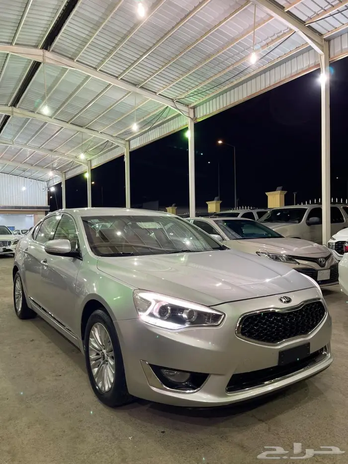 للبيع كيا كادينزا موديل 2015 8