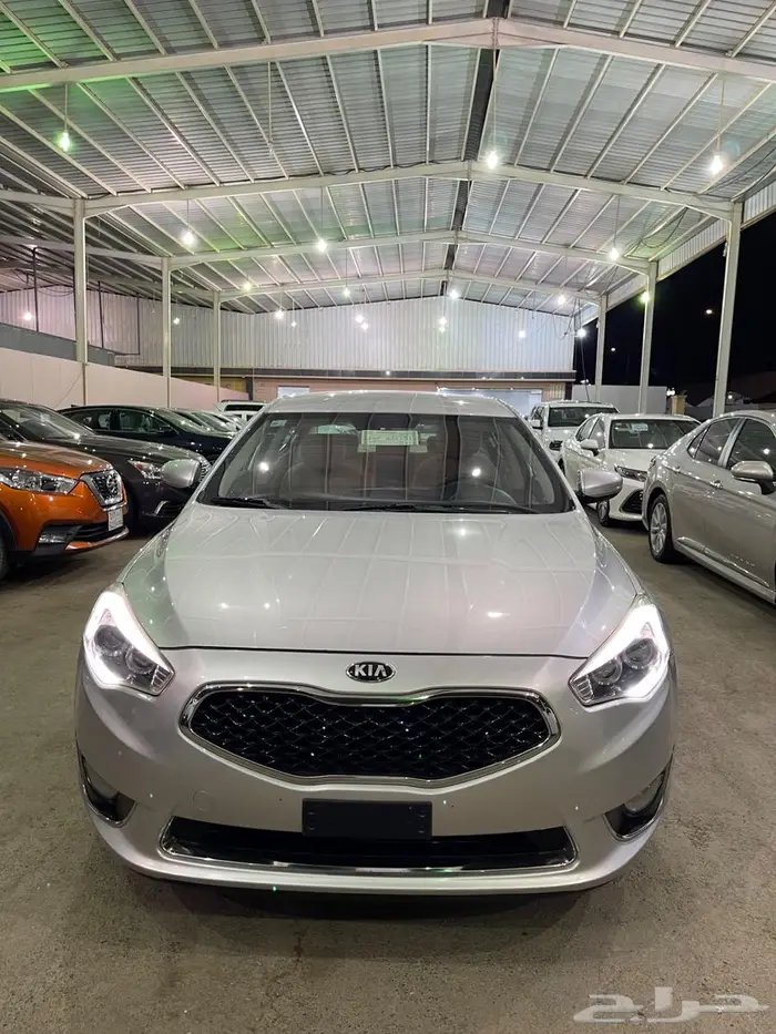 للبيع كيا كادينزا موديل 2015 9