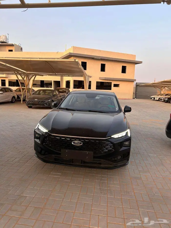 فورد تورس امبيانتي ستاندر 2026 0