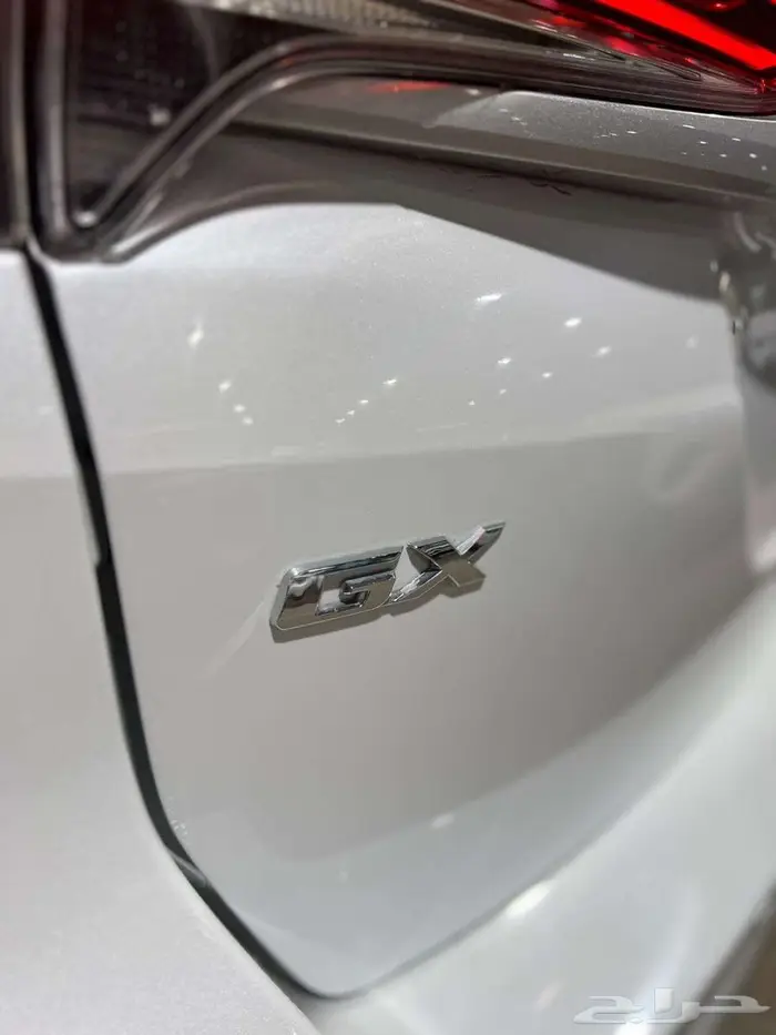 تويوتا فورتشنر موديل 2024 دبل 4 سلندر عداد 30 الف فقط 10