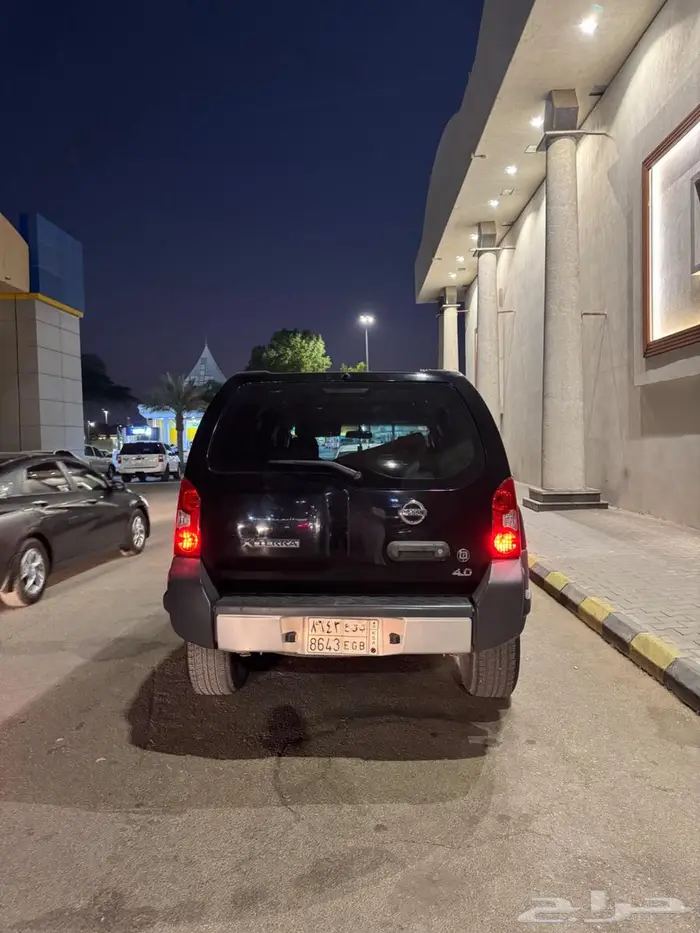 للبيع نيسان اكستيرا 2011 2