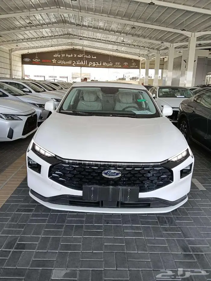 فورد تورس امبيانتي م 2026 - اسود 2