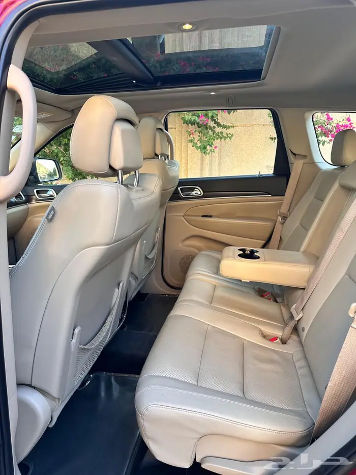 جيب جراند شيروكي 2017 لمتد وكاله 23