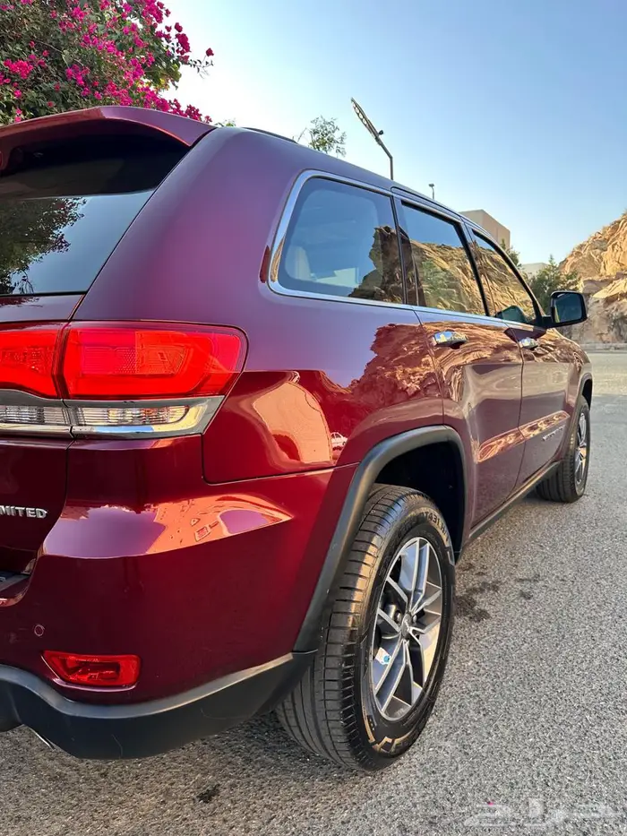 جيب جراند شيروكي 2017 لمتد وكاله 6