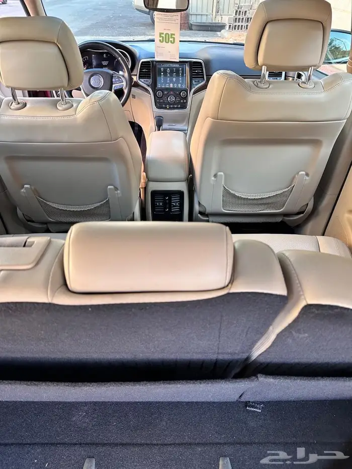 جيب جراند شيروكي 2017 لمتد وكاله 24