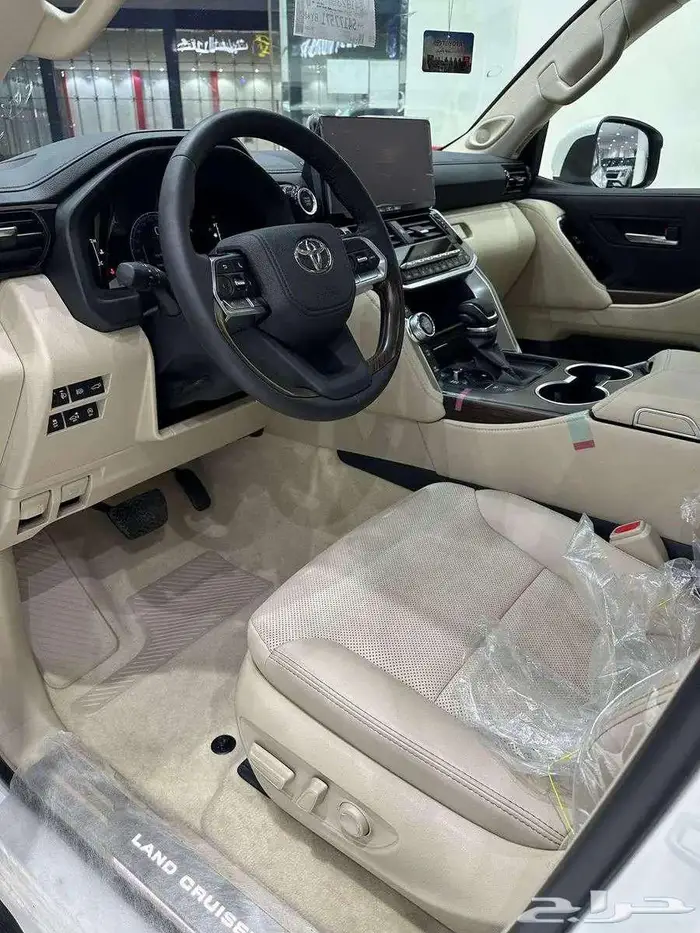 تويوتا لاندكروزر GXR-S فل كامل 2025 كاش وتقسيط جميع البنوك 4